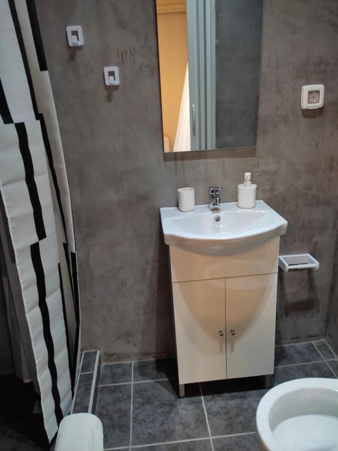 Apartment Double M Near Athens Airport