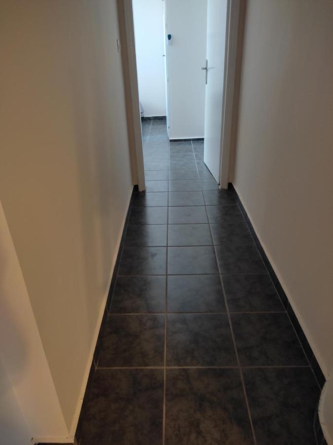 Double M Near Athens Airport Apartment *