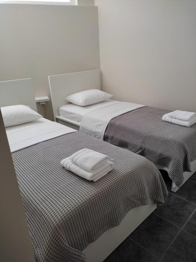 Double M Near Athens Airport Apartment *