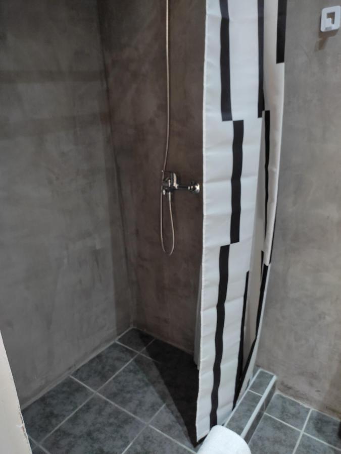 Double M Near Athens Airport Apartment *
