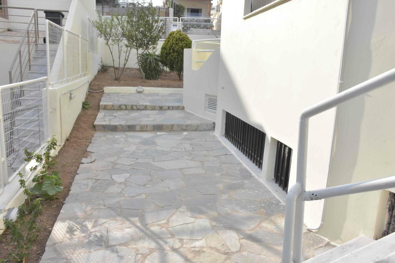 Double M Near Athens Airport Apartment *